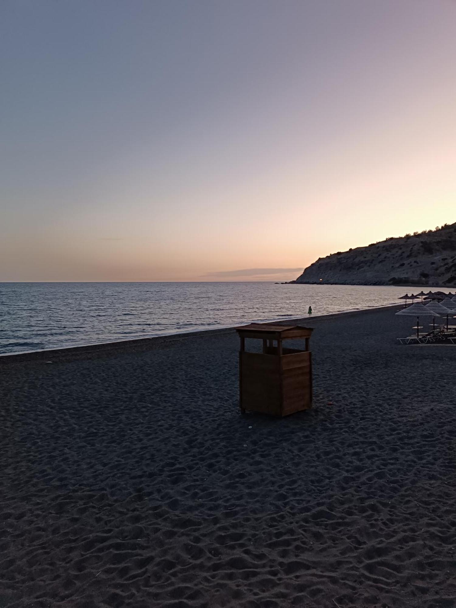 Roummi Suite Mirtos Buitenkant foto
